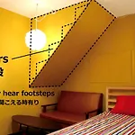 Hat\'N Hat Hostel